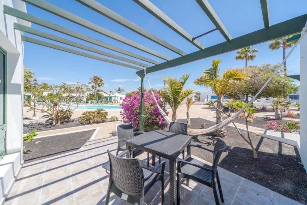 Bandama 14! 2 Bedroom Newly Renovated Bungalow, Los Pocillos, Puerto Del Carmen. Puerto del Carmen  Kültér fotó